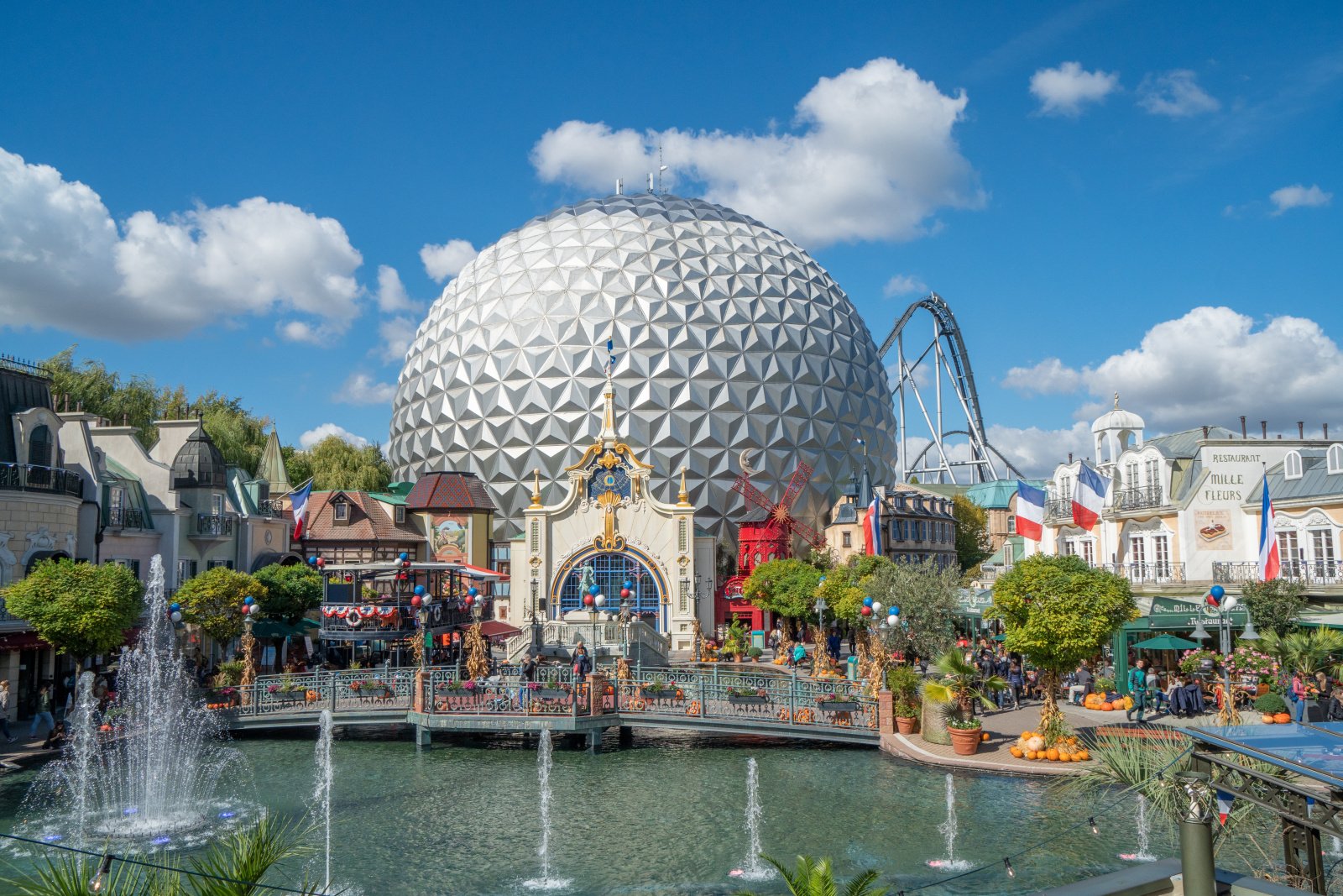 EP18_Eurosat_CanCan_Coaster_Halloween_02
